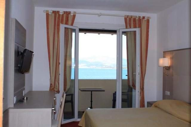 Hotel U Paradisu Porticcio  Ngoại thất bức ảnh
